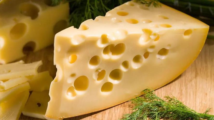瑞士奶酪为什么有洞？瑞士奶酪味道？