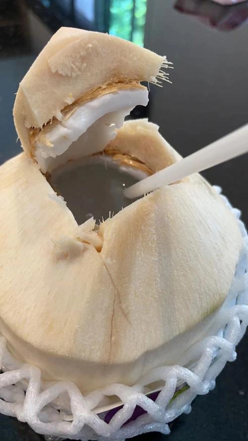 为什么泰国椰子好喝？为什么泰国的椰子比海南的好喝？